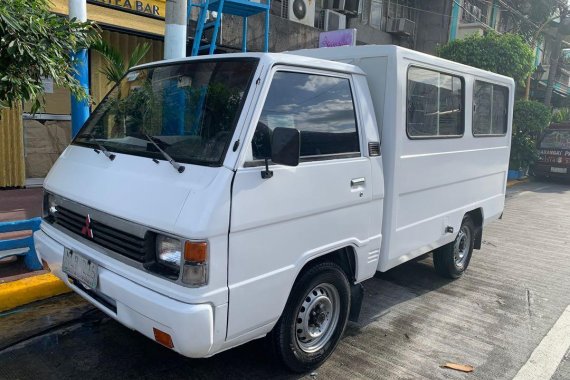 Selling Mitsubishi L300 2003 in Manila