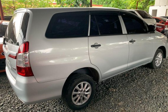 Selling Silver Toyota Innova 2015 in Quezon City 