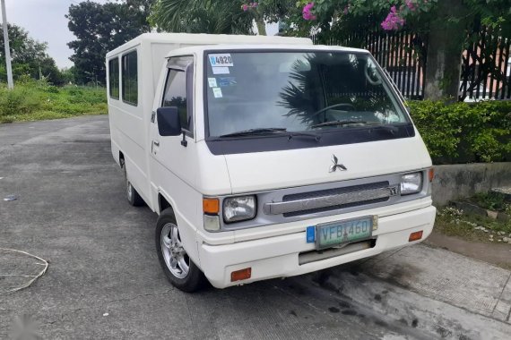 Selling Mitsubishi L300 2011 in Caloocan