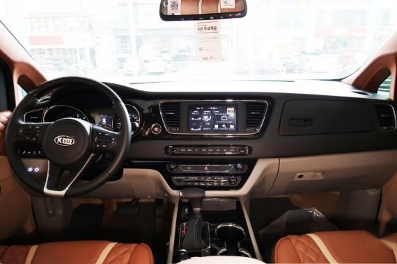 Selling Kia Carnival 2019 in Quezon City