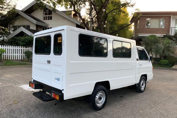 Selling Mitsubishi L300 2016 in Quezon City