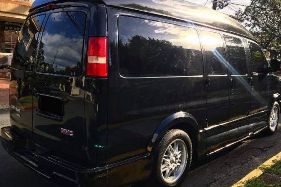 Gmc Savana 2009 for sale in Makati 