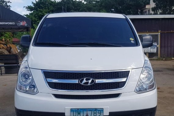 Sell 2013 Hyundai Starex in Taytay