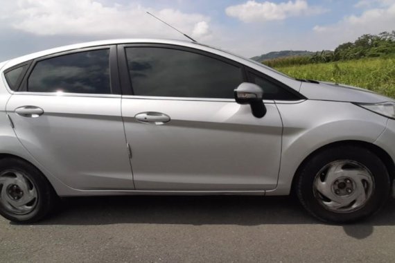 Selling Ford Fiesta 2014 in Quezon City