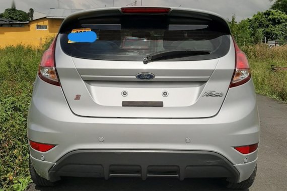 Selling Ford Fiesta 2014 in Quezon City