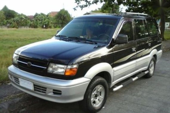 Sell 2000 Toyota Revo in Cabuyao