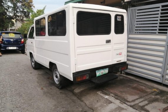 Selling Mitsubishi L300 2011 in Quezon City