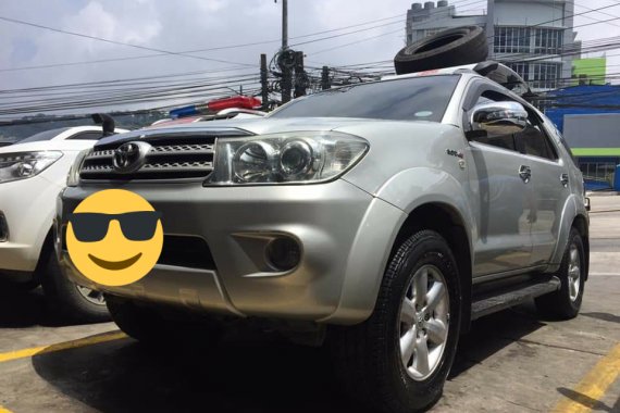 Toyota Fortuner 2010 V 4x4 