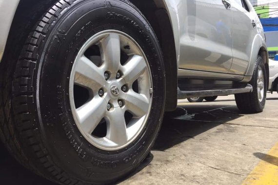 Toyota Fortuner 2010 V 4x4 