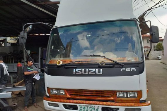 Isuzu Giga 2002 for sale in Marilao