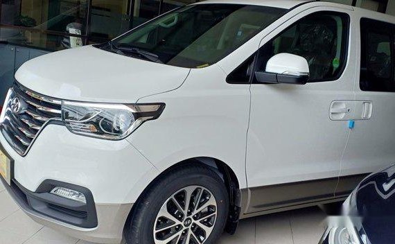 Sell White 2020 Hyundai Grand Starex in Quezon City