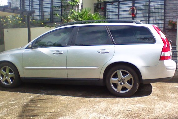 Volvo V50 2005 in Tagaytay City