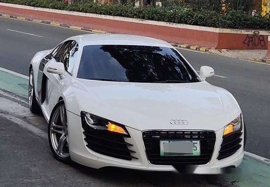 White Audi R8 2012 for sale in Quezon City