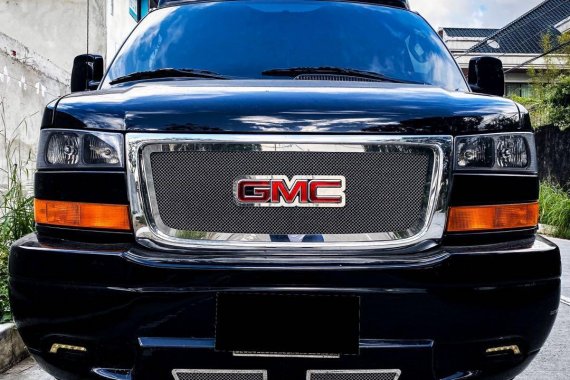 Gmc Savana 2017 for sale in Manila