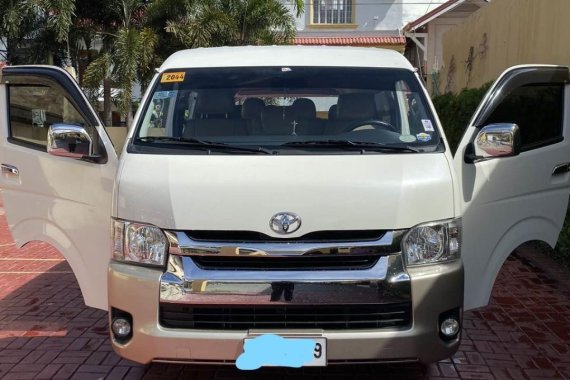 Sell 2014 Toyota Hiace Van at 50000 km 