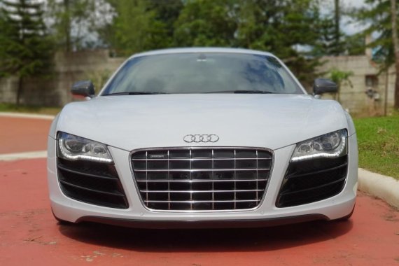 Sell 2012 Audi R8 in Parañaque