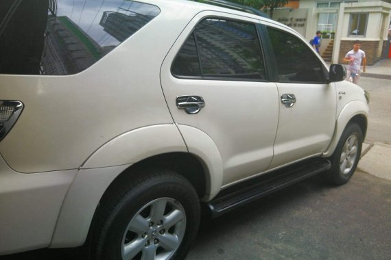 2011 Toyota Fortuner AT for sale in Makati
