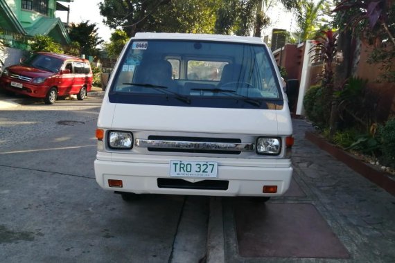 Selling Mitsubishi L300 2011 in Quezon City