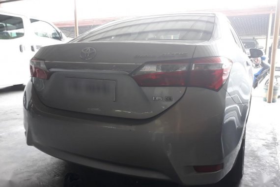 Sell 2017 Toyota Altis in Manila