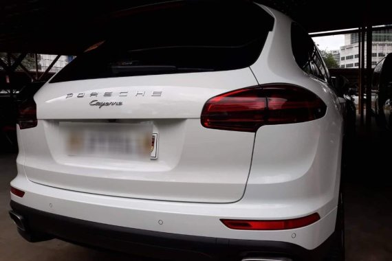 Sell 2019 Porsche Cayenne in Manila