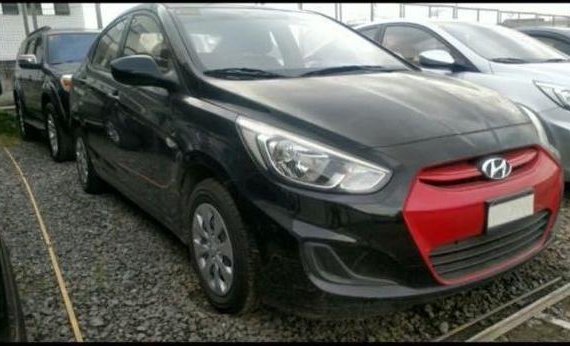 Sell 2017 Hyundai Accent in Cainta