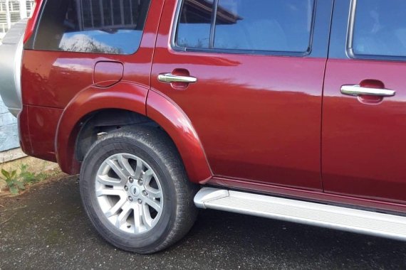 Red Ford Everest 2014 Manual for sale 