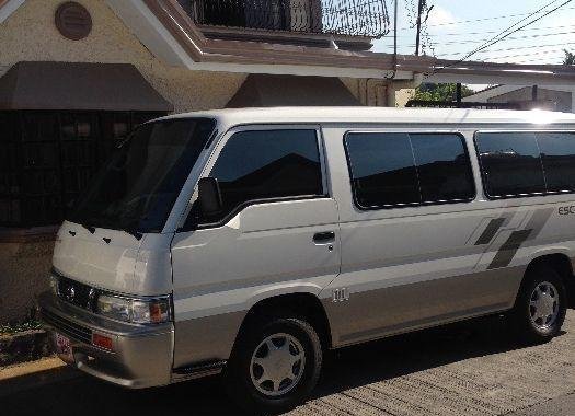 Selling Nissan Urvan 2015 in Manila