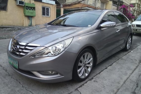 Sell Silver 2012 Hyundai Sonata in Manila