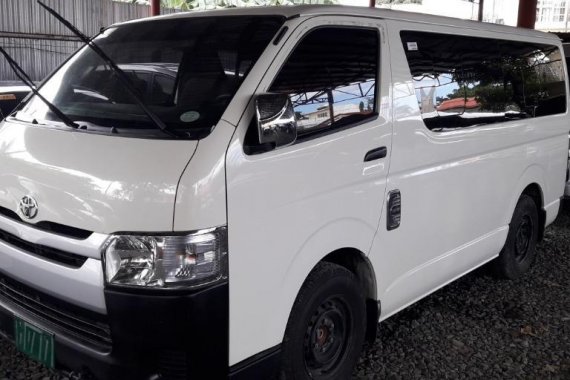 Selling 2nd Hand Toyota Hiace in Quezon City