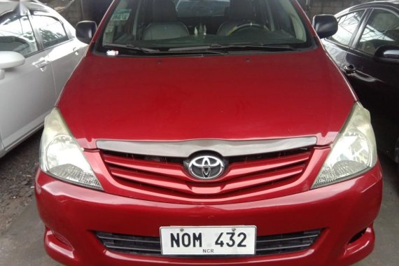 Selling Toyota Innova 2012 in Quezon City