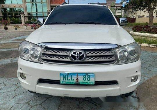 White Toyota Fortuner 2007 for sale in Talisay