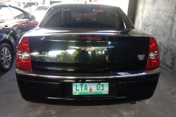 Sell 2012 Chrysler 300c in Quezon City