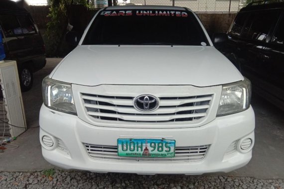 2014 Toyota Hilux for sale in Quezon City 