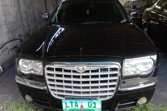 Sell 2012 Chrysler 300c in Quezon City