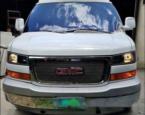 Sell White 2008 Gmc Savana in Pasig