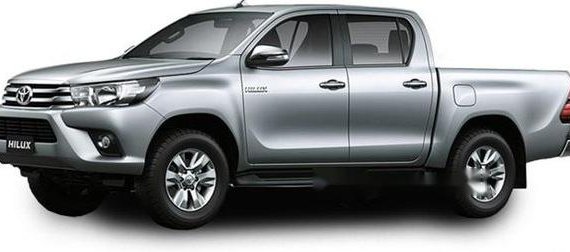 Sell 2020 Toyota Hilux in Plaridel