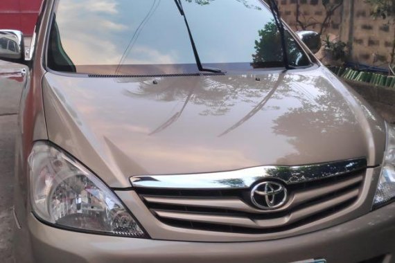 Selling 2nd Hand Toyota Innova in Caloocan