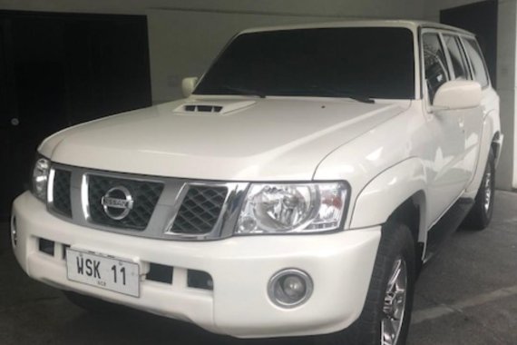 Selling Nissan Patrol Royale 2012 in Manila