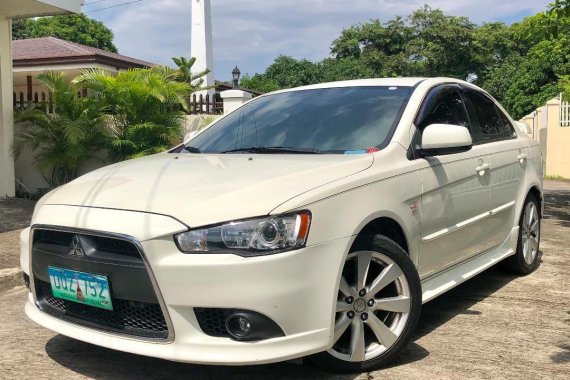 Sell 2013 Mitsubishi Lancer in Manila