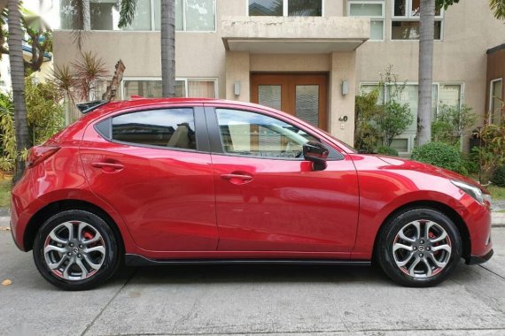 Sell 2019 Mazda 2 in Makati