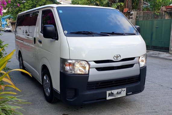 2015 Toyota Hiace Commuter Diesel Van