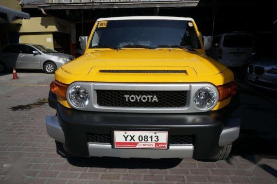 Selling Yellow Toyota Fj Cruiser 2016 in Pasig