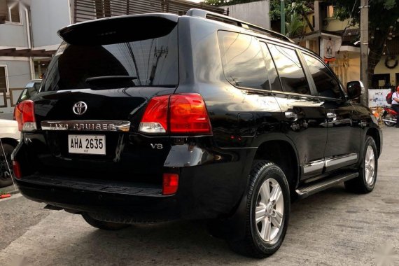 Selling Black Toyota Land Cruiser 2015 in Makati