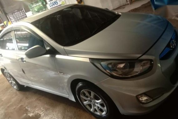 Silver Hyundai Accent 2013 for sale in Manual