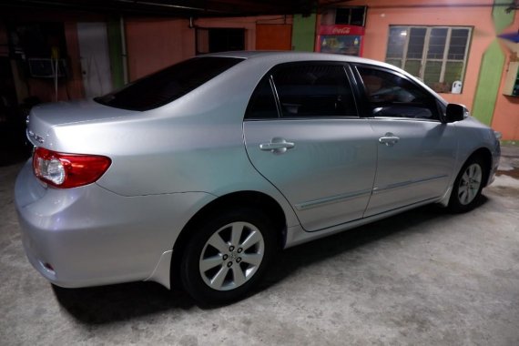 Silver Toyota Corolla Altis 2013 for sale in Quezon City