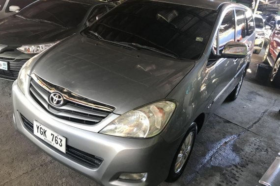 Selling Grayblack Toyota Innova 2009 in Lapu-Lapu