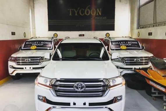 Sell 2019 Toyota Land Cruiser in Pasig