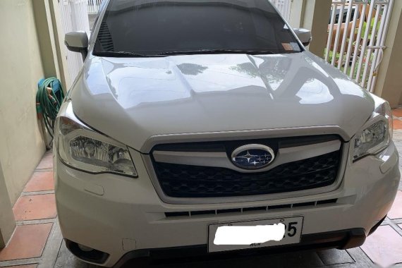 Pearl White Subaru Forester 2014 for sale in Automatic