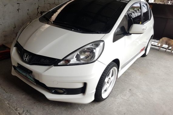 White Honda Jazz 2012 for sale in Quezon City