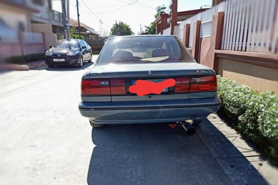 1990 Toyota Corolla Sedan 